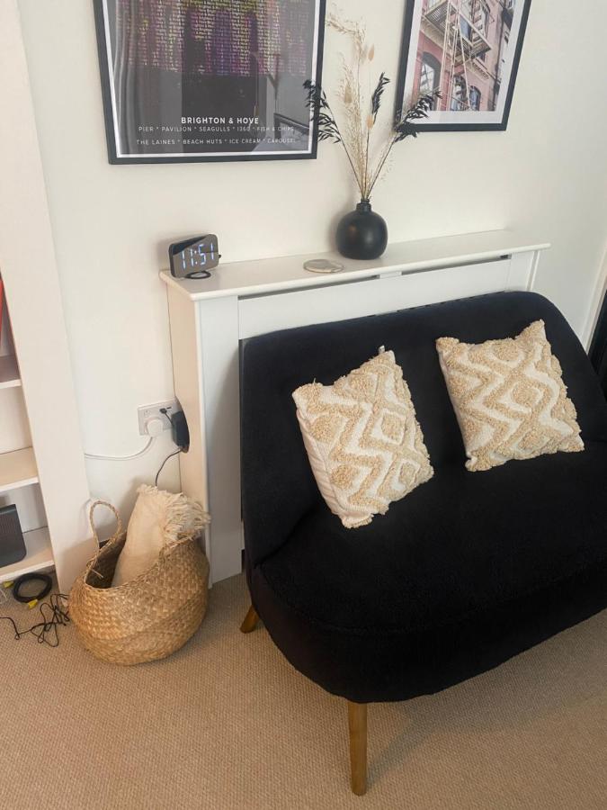 Stylish Central Basement Studio, With Outdoor Space Brighton Eksteriør bilde